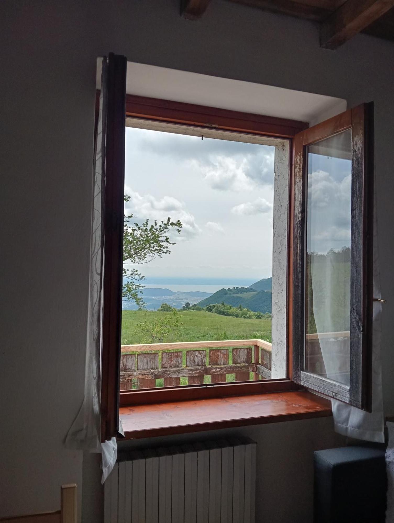 Agriturismo Preele Villa Ferrara di Monte Baldo Exterior foto